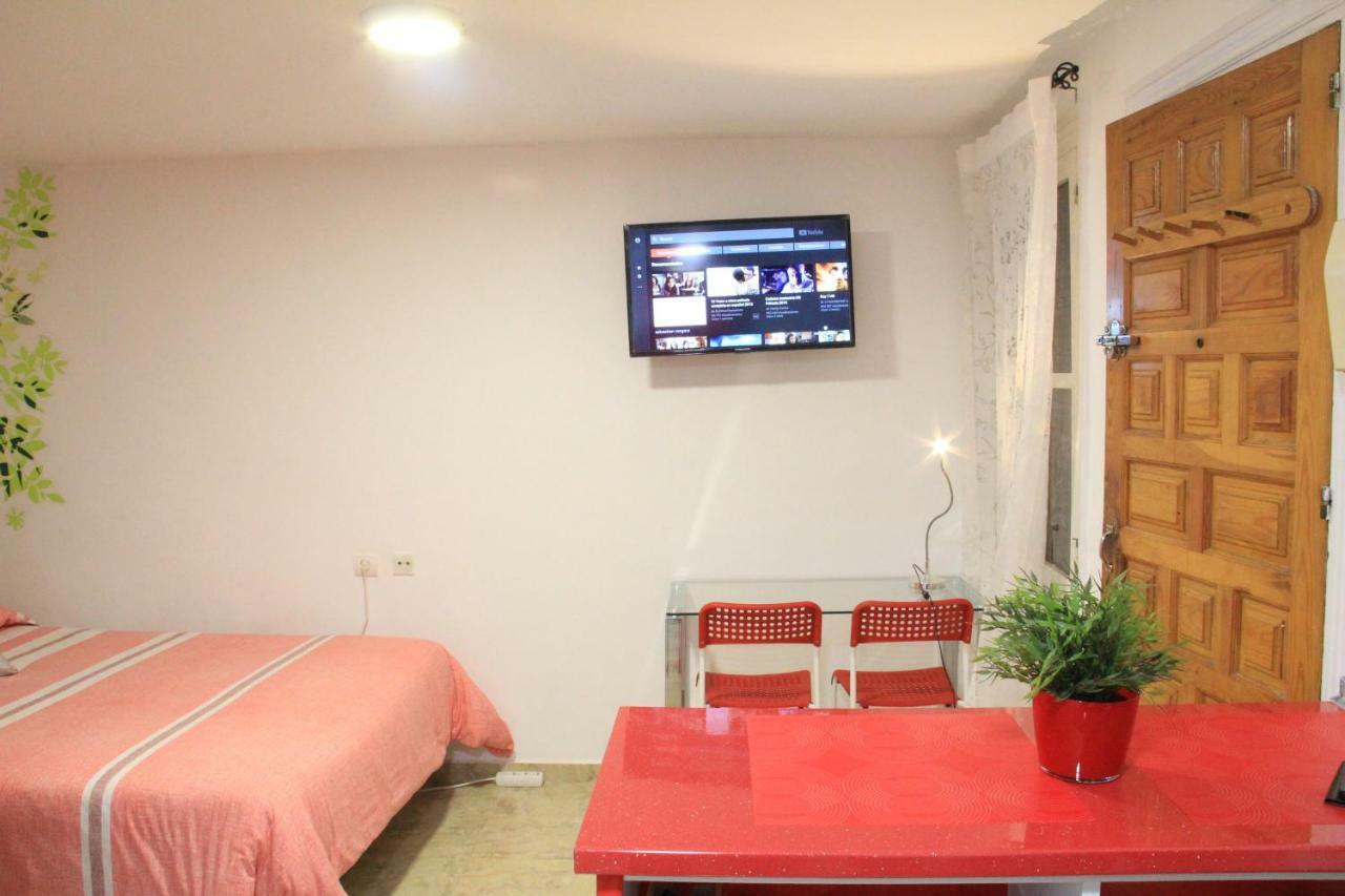 Santa Isabel Apartments, Madrid Centre Exterior photo